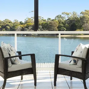 Riverfront With Jetty, Ideal For Families Noosa Heads